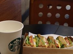 -星巴克臻选(成都九方店)