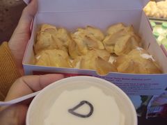 -天品味 一口吃榴莲泡芙