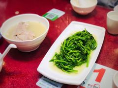 炒豆尖-易老妈蹄花.特色川菜(人民公园总店)