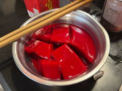 -洞亭火锅(防空洞总店)