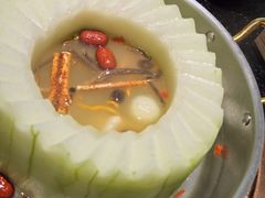 -得意咚瓜·顺德鱼生·冬瓜火锅(深圳首店)