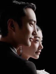 -至臻微拉婚纱摄影