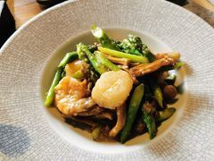 -穹六人间 people 6(岳阳路店)