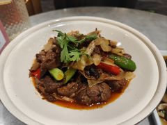 -渝信川菜 · 川味家常菜(财富购物中心店)