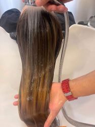 -变画·发型STUDIO