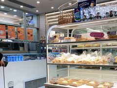 面包甜点陈列柜-BreadTalk面包新语·烘焙蛋糕(海岸城店)