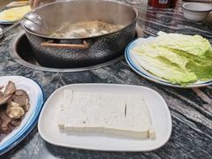 -乳仔牛牦牛汤锅 烤羊排(松潘古城店)
