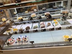 面包甜点陈列柜-老鼎丰(靖宇街总店)