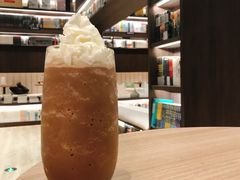 -钟书阁(群光广场店)
