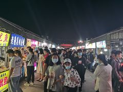 -大学城夜市大排档(凤栖路店)