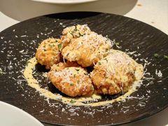 -MONICH牛排融合餐厅(和义大道购物中心店)