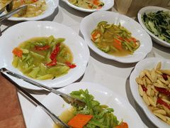 -百荷园蔬食自助餐厅(德辉广场店)