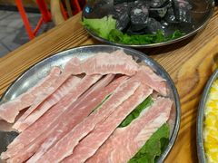 -青瓦炭韩潮烤肉(花园道店)