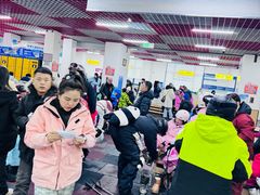 -亚布力新体委滑雪场