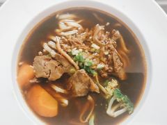 金牌红烧牛肉面-康師傅私房牛肉面(浦机三店)