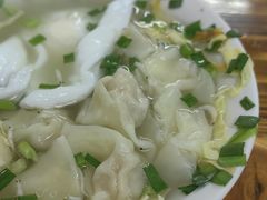 -胖子馄饨坊