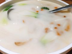 奶汤海鲜蒲菜-渔家灯火(明湖店)