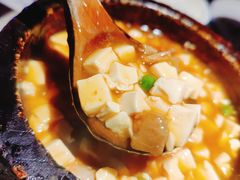 石锅鸡汤豆腐-绿茶餐厅(光谷世界城步行街店)