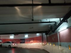 -万象城-停车场