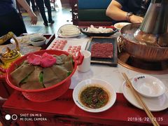 -前门·鲜肉火锅(长风店)