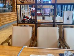 大堂-河坝강뚝烧烤专门店(旗舰店)