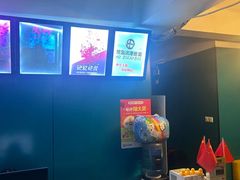 -荒岛实景沉浸密室(江汉路1店)