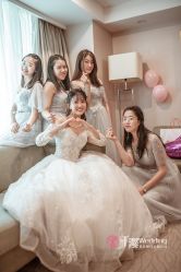 点击看大图 -艾米丽婚纱礼服