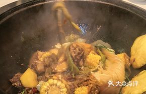 Northeastern Iron Pot Stewed Pork Ribs