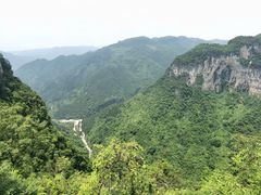 -三峡国际房车露营地(G348店)