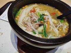 -蒙自源米线大王(东站店)