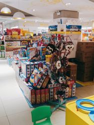 -孩子王(塘沽滨海万达店)
