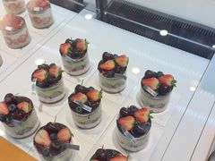 -山与蓝·轻糖鲜果蛋糕(勒泰店)