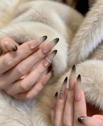 -U3美甲美睫沙龙