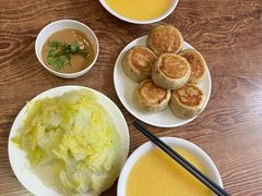 -清真吴记门钉肉饼·喜多利