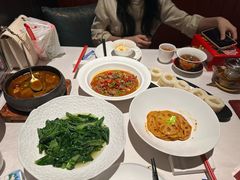 -千百味红餐厅·江西菜(绿地双子塔店)