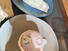 -星巴克臻选(上海虹桥新天地三店)