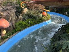 -七彩云南欢乐世界