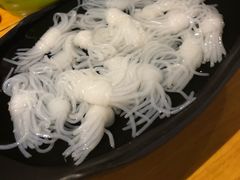 -洪氏嗨捞·广东猪肚鸡·椰子鸡火锅(西咸万象城店)