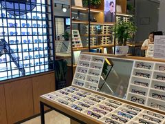 -MiRi明润眼镜·蔡司官方授权店(星光荟店)