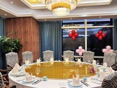 -皇朝尊会(龙之梦大酒店)