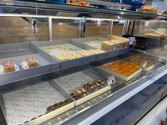 面包甜点陈列柜-糕材生(龙湖北京大兴天街店)