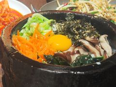 传统石锅拌饭-大同江朝鲜菜•长春地标美食(绿园吾悦广场店)