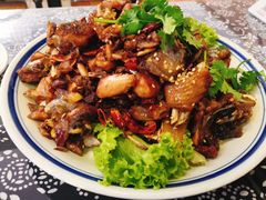 -八两八金·莱芜特色炒鸡(市南漳浦路店)