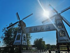 -北纬44度·金珠花海休闲农业旅游景区