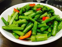 -芦茨金富饭庄·25年老字号·专做稻草鸡