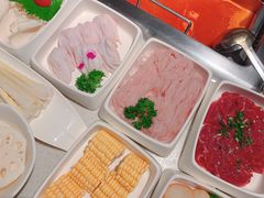 -海底捞火锅鲜切牛肉主题店(长寿路店)