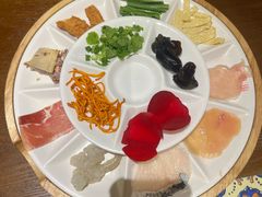 -芸南道·过桥米线(昆明老街旗舰店)