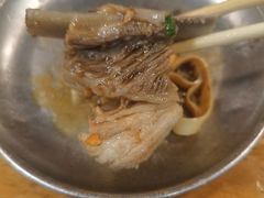 -黄小串·烤串海鲜涮牛肚(升龙广场店)