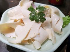 -红九格老火锅(三峡广场店)
