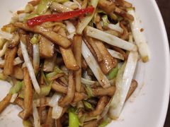 -刘胖子家常菜·蹄花焖藕(中南店)